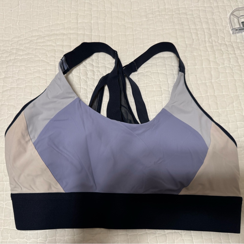 Lululemon color block bra